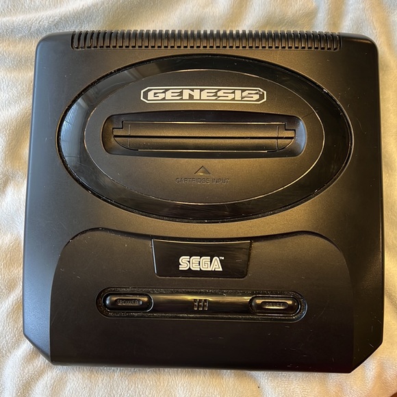 SEGA GENESIS. SEGA GENESIS GAME CONSOLE. ONE CONTROLLER. ADAPTERS. ONE GAME - Picture 5 of 9